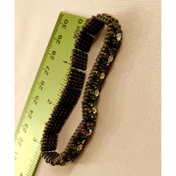 Vintage Aurora Borealis & Green Rhinestone on Black/Bronze Tone Stretch Bracelet - Picture 4 of 5